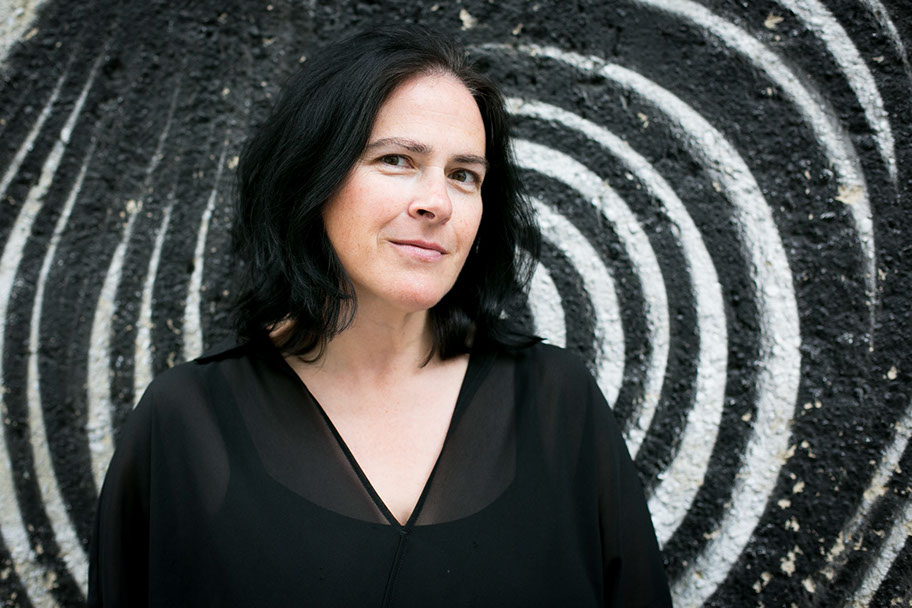 Anne Harvey-Nagl with violin